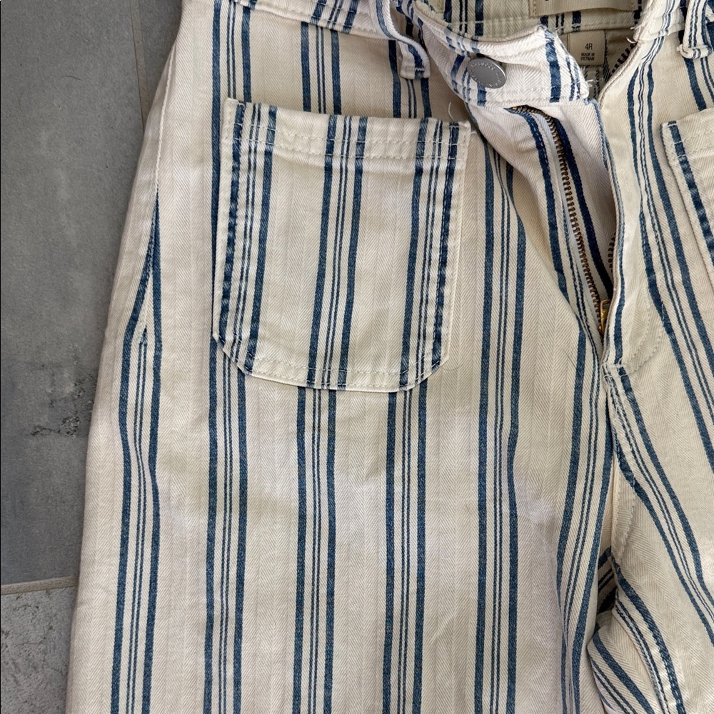 Striped Wide-Leg Pants - Picture 2 of 3